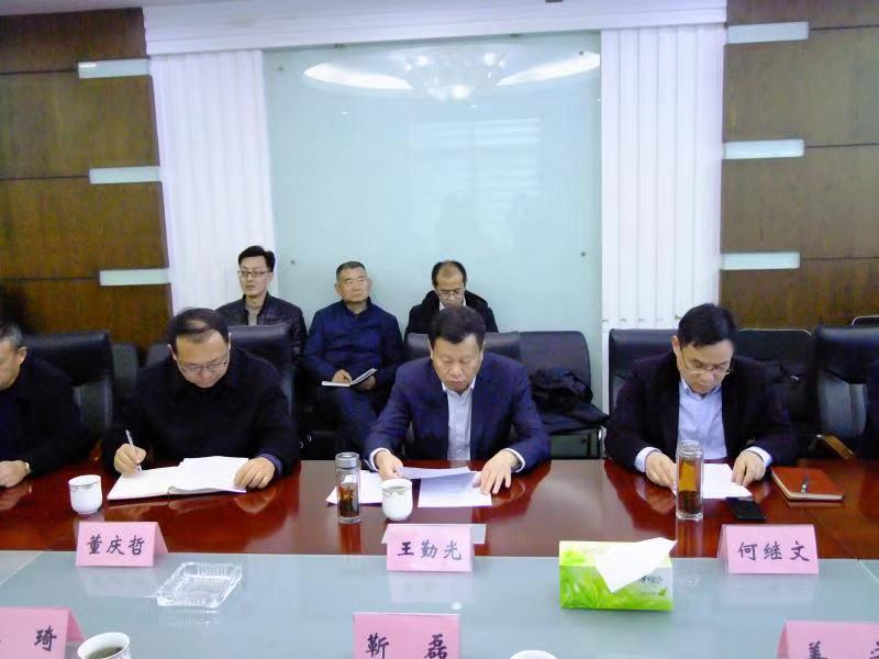 济南市民营经济发展局局长靳磊到星空手机官网入口-星空(中国)集团调研