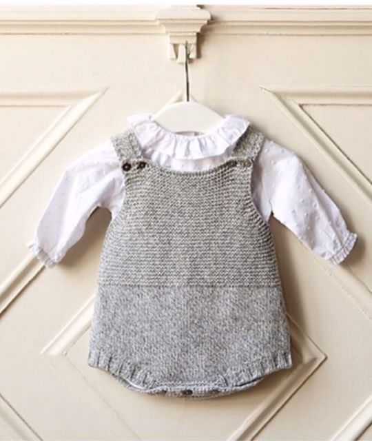 Finding your baby the ideal clothes to wear knitted baby