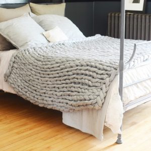 ... wool-over-our-eyes arm-knitted blanket ASHWPCT