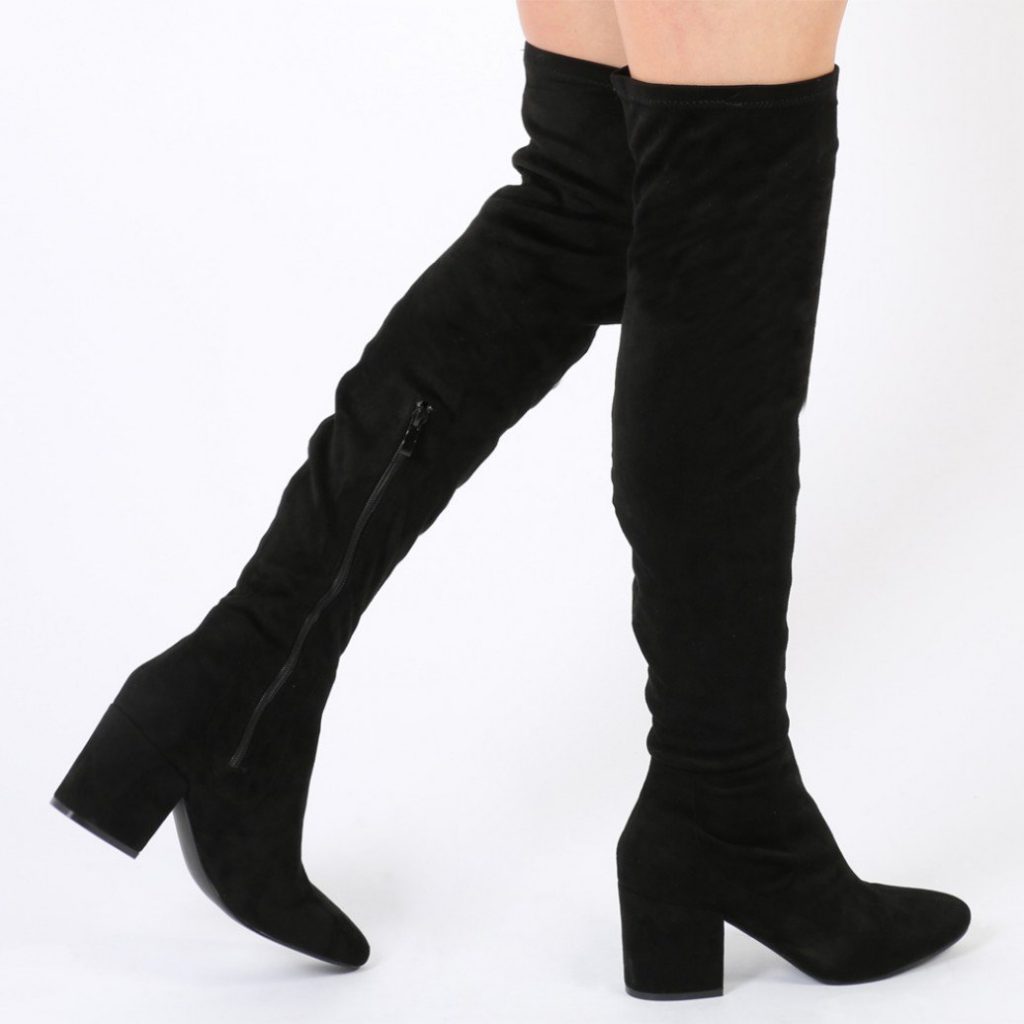 The long boots – fashionarrow.com