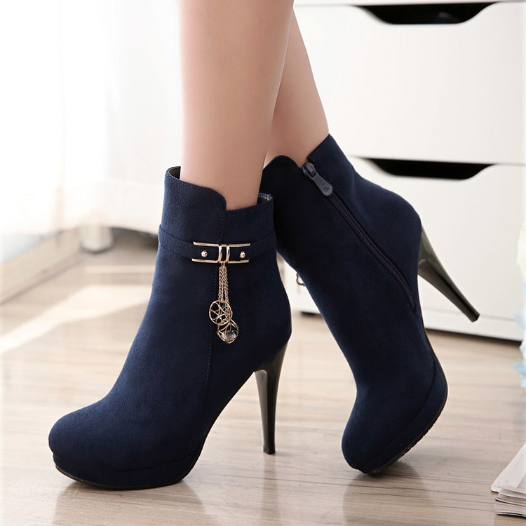 ankle boot ankle boots remain a very popular staple in womenu0027s shoes. ankle boots can  be DPZPFEV