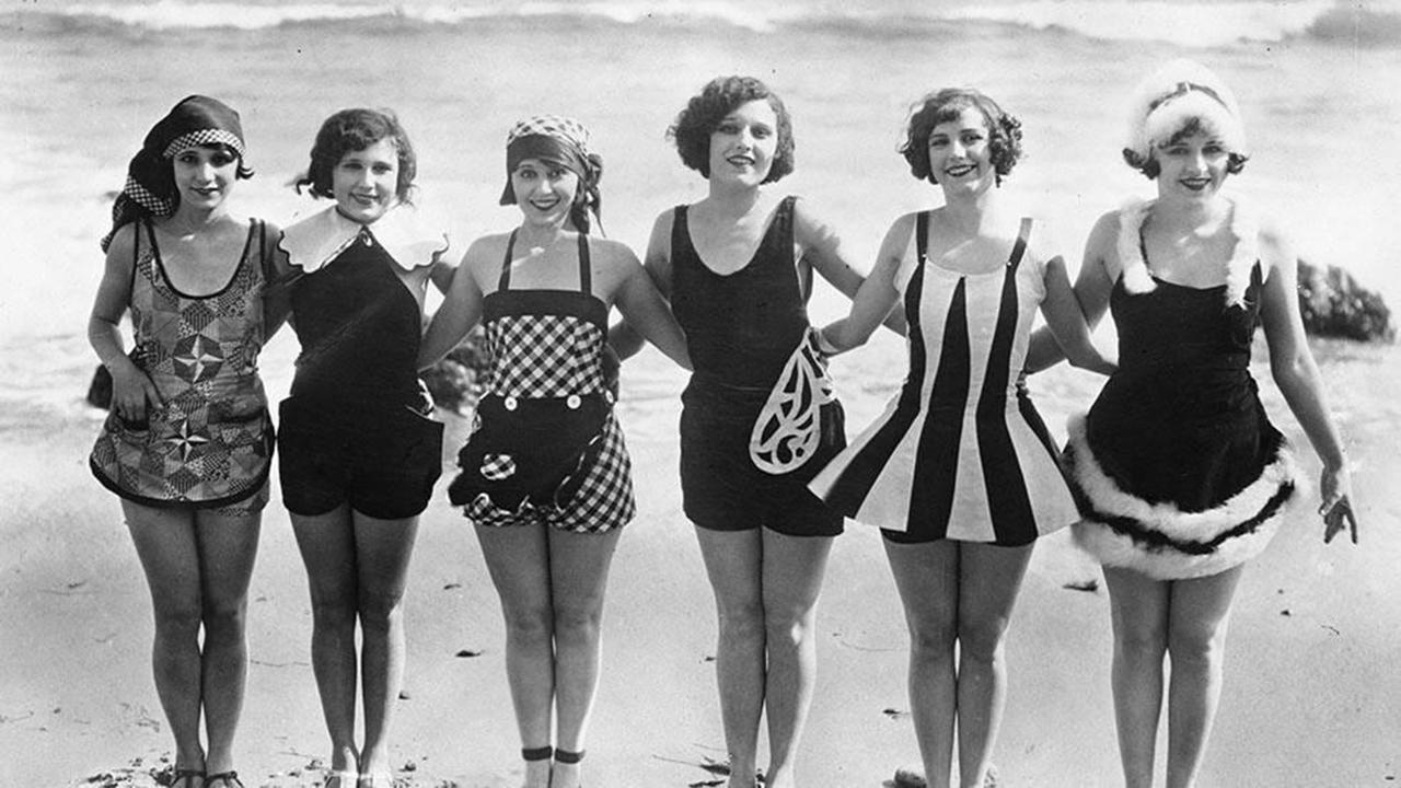 before the bikini: vintage bathing suits of the past CRWJYVR