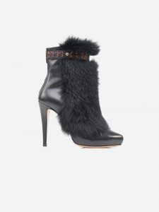 black furry boots PACZGOJ