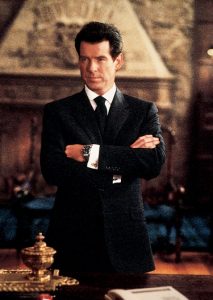 brioni suits pierce brosnan wearing a brioni suit IBCHLHZ