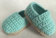 crochet baby booties crochet baby espadrilles // crochet baby shoes // crochet baby MJBQTOW