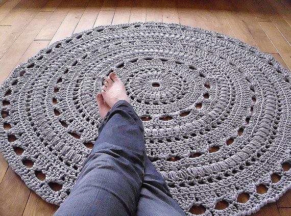 crochet rug patterns round rug crochet pattern · crochet rug pattern with fabric strips FGKPMYO