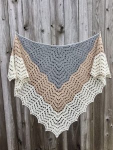 crochet shawl ...hes in the apexes of chevrons instead of 1 ch. made a EVGCXBA