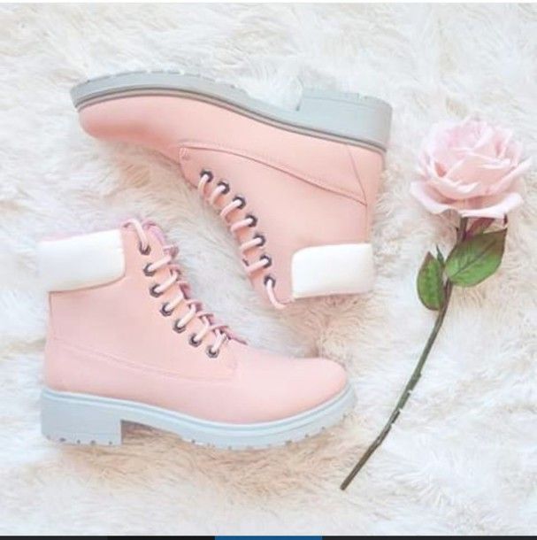 cute shoes enter to win this girly holiday giveaway! ♡ i would love a pair of these DJDSSMU