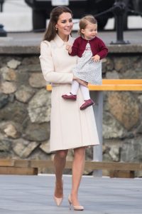 kate middleton style: duchess kateu0027s most stylish moments DKPIMRN