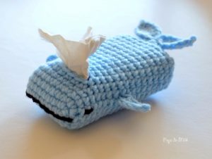 Knitting Gifts 32 easy knitted gifts - whale tissue cozy - last minute knitted gifts, best ZVRVHLY