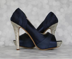 navy blue shoes like this item? SEJEZJJ