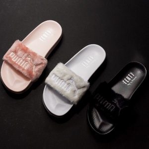 Puma slippers puma x fenty fur slides. @littledreambird HEUISQU