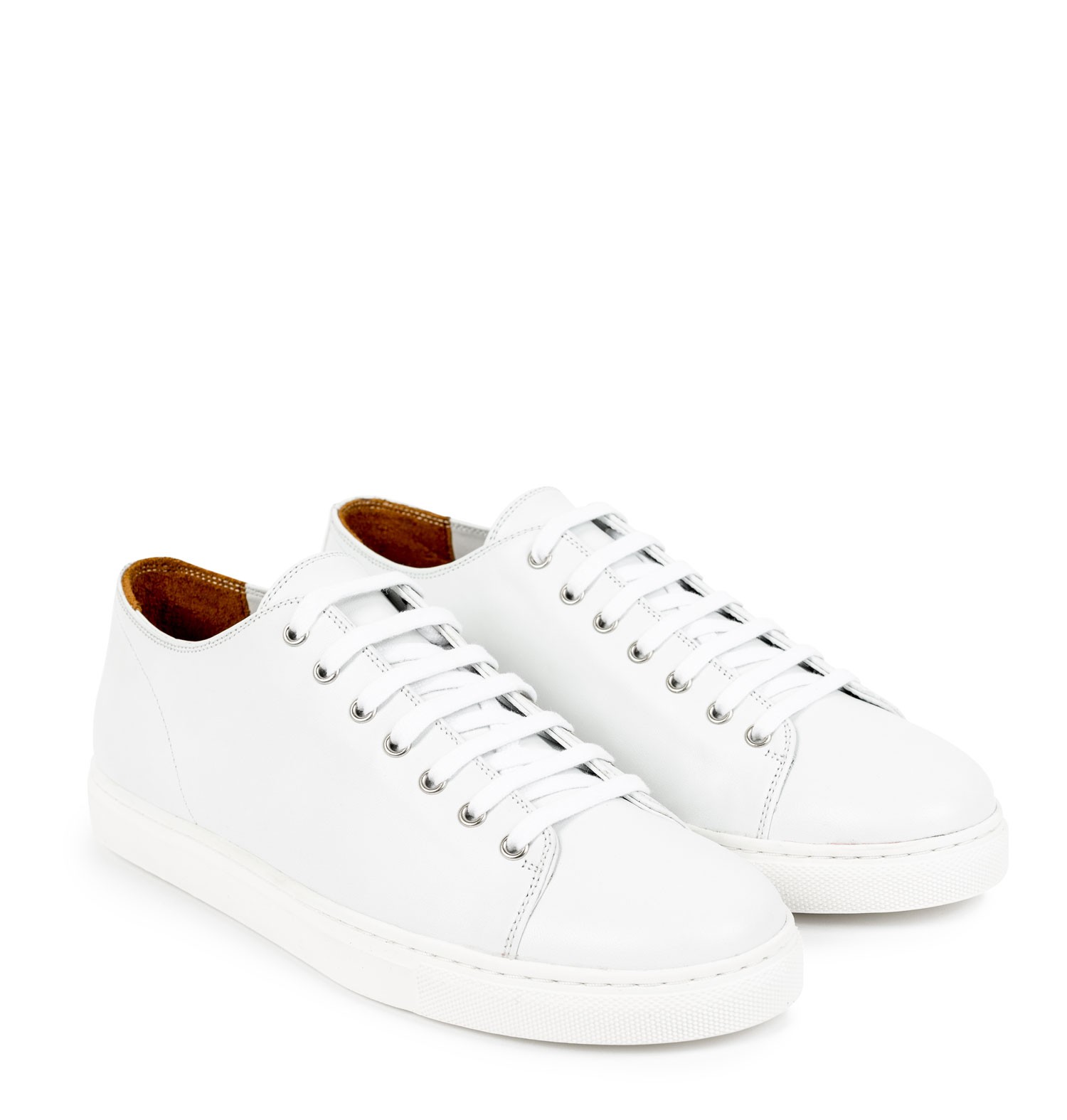 leather tennis shoes in white TCNAFMQ