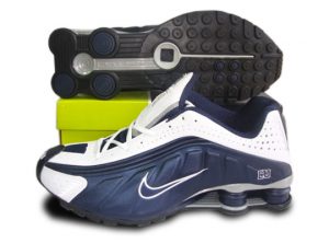 menu0027s nike shox r4 trainers darkblue white RJHAEST