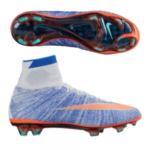 Nike soccer cleats alternative views: LFYNBTW