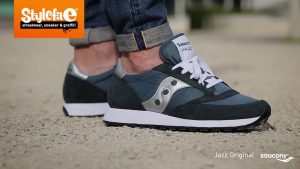 saucony jazz original sneaker blue silver (on-feet) @stylefile HYOVATZ