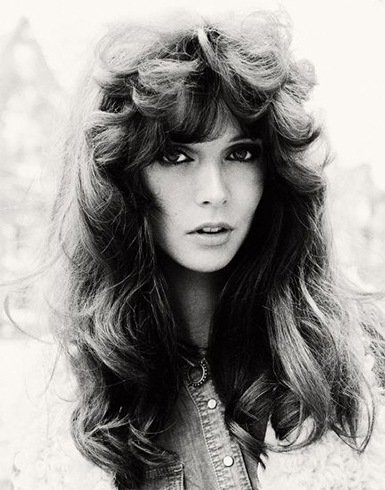 We Want The 70s Hair Styles Back: Ways To Master The Fringes & Bangs