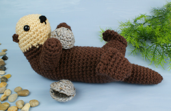 Sea Otter amigurumi crochet pattern : PlanetJune Shop, cute and