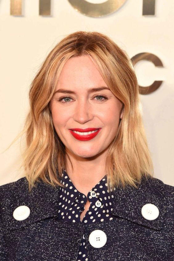 The Best Short Hairstyles for Oval Faces - Southern Living