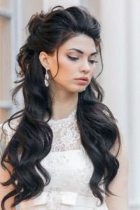 20 Hairstyle Ideas for Women With Long Black Hair