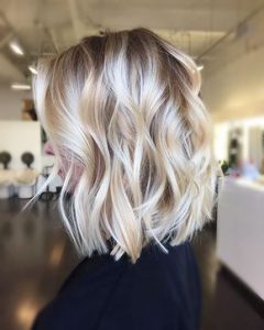 18 Short Wavy Blonde Hairstyles 2017 - 2018