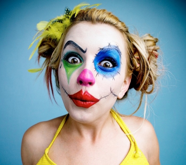 Clown makeup ideas for Halloween and tips for the costume