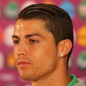 Cristiano Ronaldo Haircut | Men's Hairstyles + Haircuts 2019