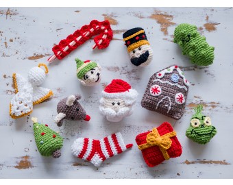 Crochet Kit - Christmas Ornaments | Lion Brand Yarn