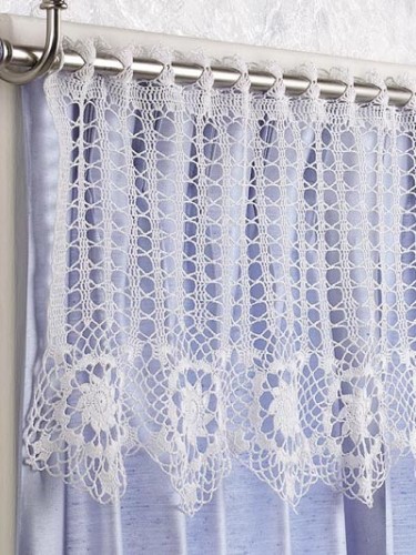 10 Free #Crochet Curtain Patterns - Collection by Moogly!