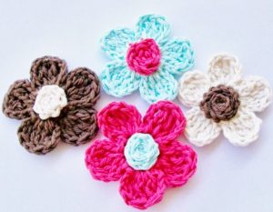 10 Beautiful Crochet Flowers To Make | Skip To My Lou