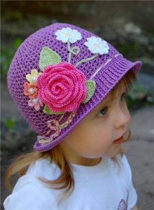 Creative DIY Adorable Crochet Flower Hats for Little Girls