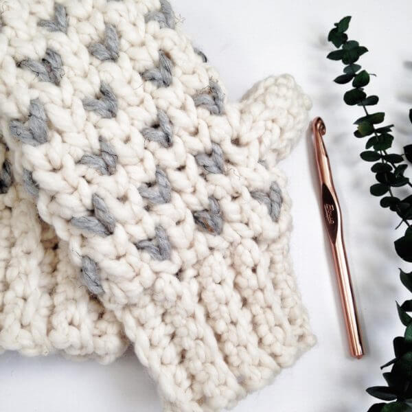 A Fair Isle Mitten Crochet Pattern That Will Keep Your Hands Toasty