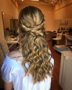 18 Stunning Curly Prom Hairstyles for 2019 - Updos, Down Do's & Braids!