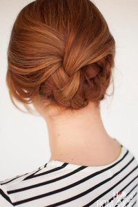 25 Easy Wedding Hairstyles You Can DIY | BridalGuide