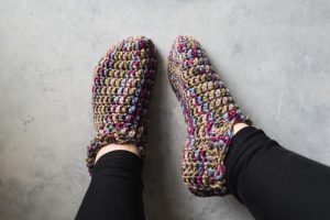 One Hour Crochet Slippers | AllFreeCrochet.com