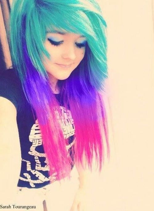 64 Interesting Emo Hairstyles for Girls | Hairstylo
