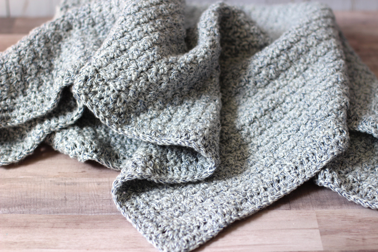 The Hudson Crochet Baby Blanket Pattern - thecraftpatchblog.com
