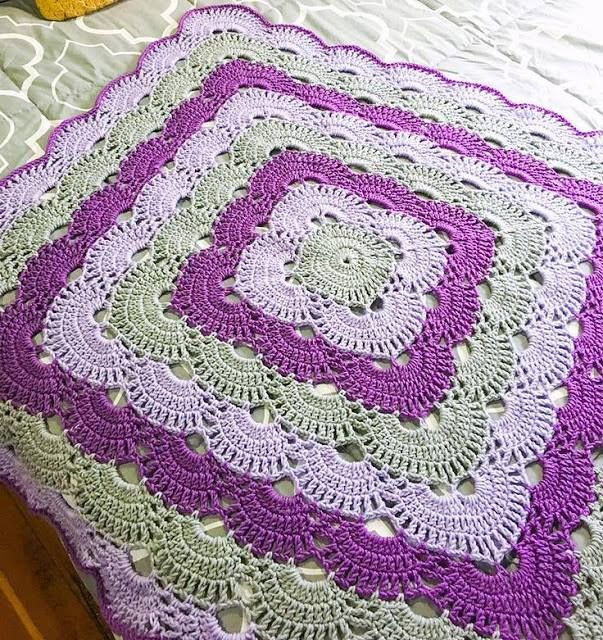 Soft and delicate crochet baby blanket - Crochet and Knitting