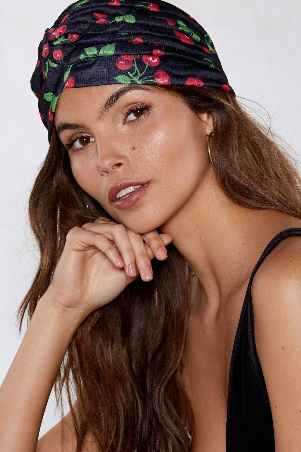 Hair Scarves and Bandanas Will Be Your Summer Hair Savior | StyleCaster