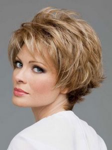 Age Gracefully And Beautifully With These Lovely Short Haircuts For