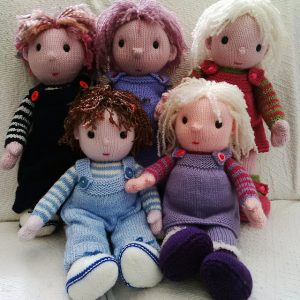 Ravelry: The Poppet Dolls pattern by Pat Alinejad