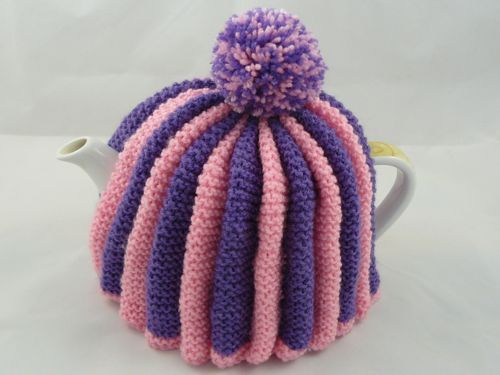 Easy Tea Cosy Knitting Pattern | Cozies | Tea cosy knitting pattern