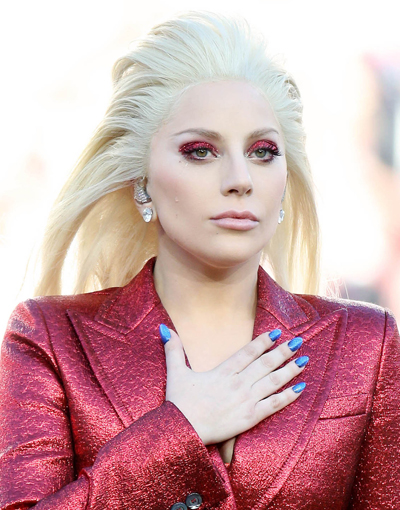 Lady Gaga's Super Bowl 50 Makeup Look- Too Bright Or Just Right