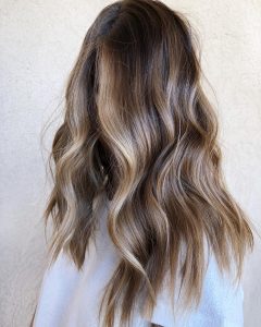 50 Light Brown Hair Color Ideas with Highlights and Lowlights