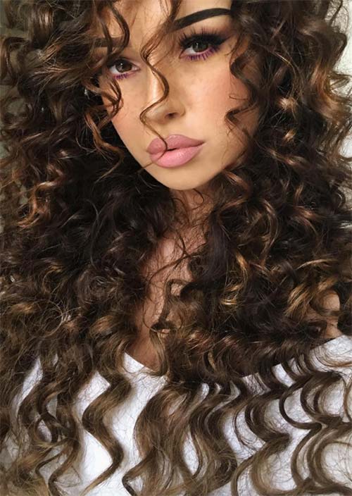 51 Chic Long Curly Hairstyles: How to Style Curly Hair - Glowsly