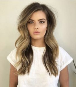 22 Easy Hairstyles for Long Hair (Fast Looks for 2019)