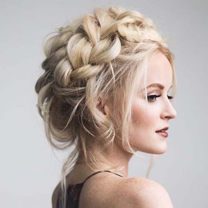 21 Beautiful Hair Style Ideas for Prom Night | StayGlam