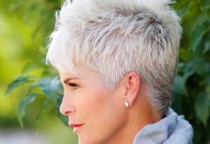 33 Flattering Short Haircuts for Older Women in 2019