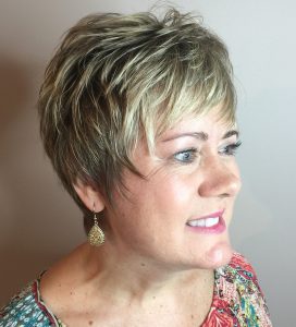 90 Classy and Simple Short Hairstyles for Women over 50