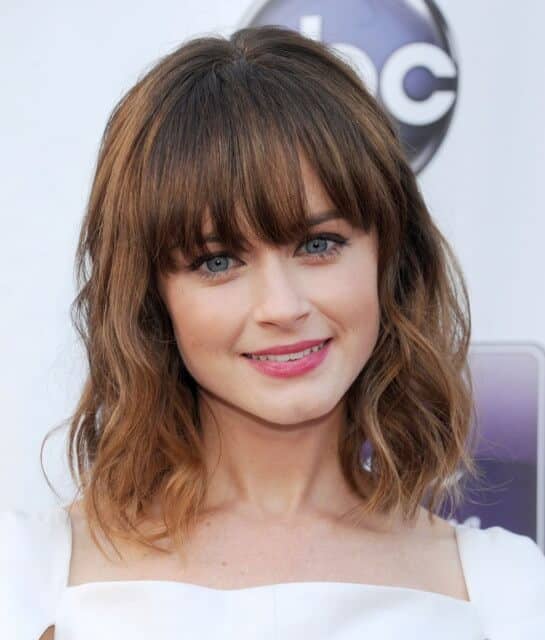 50 Ways to Wear Short Hair with Bangs for a Fresh New Look
